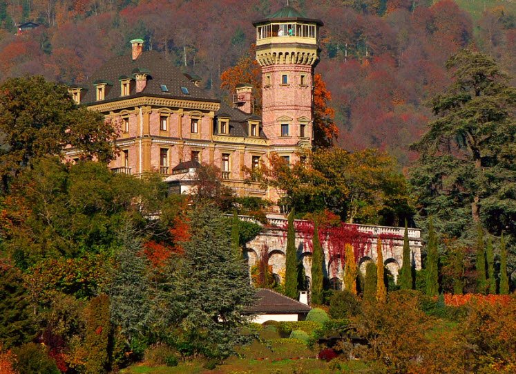 Crêtes Castle, Switzerland, Switzerland